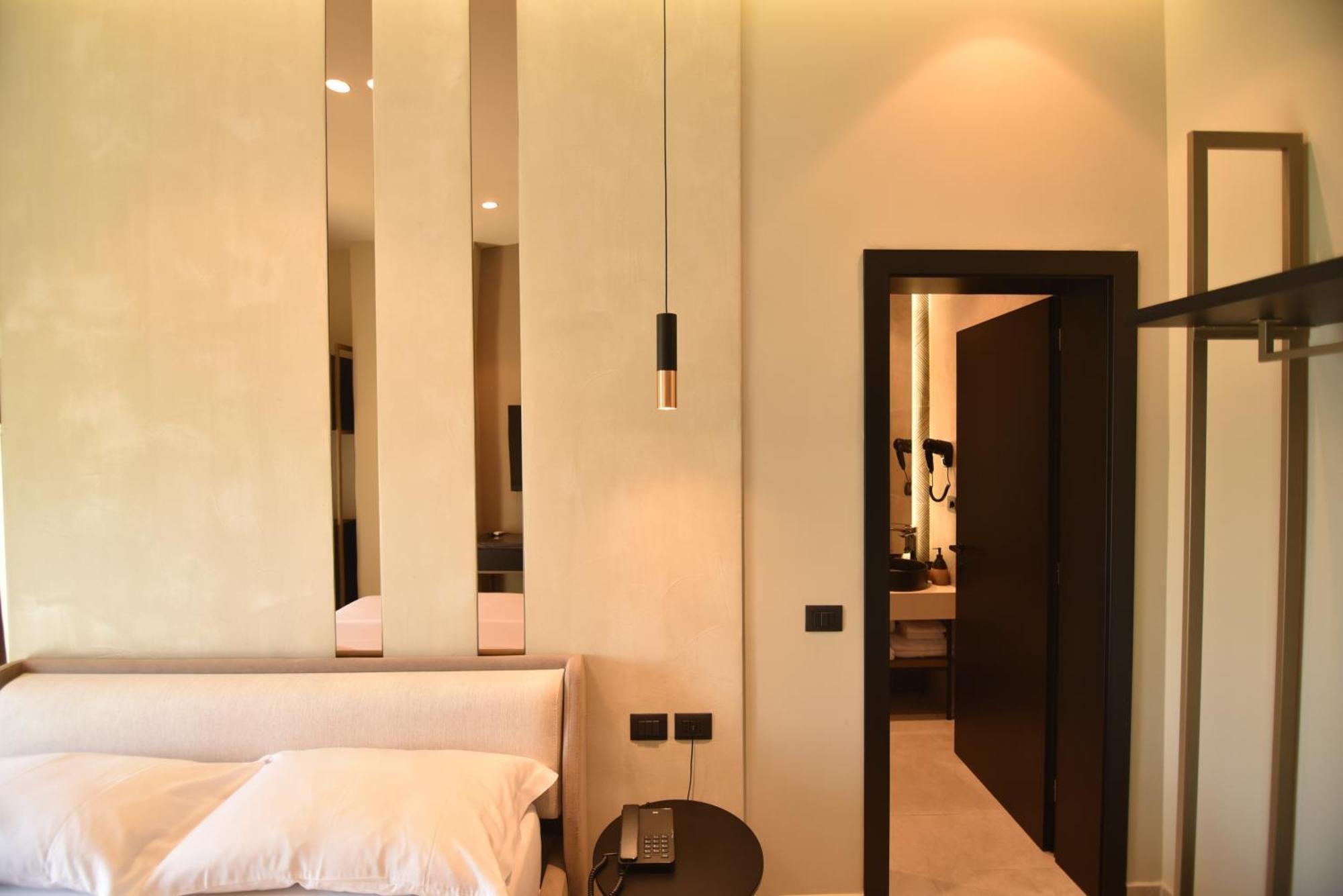 Nuna Hotel Radhimë Værelse billede